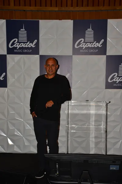 DSC_6948 (Large).JPG